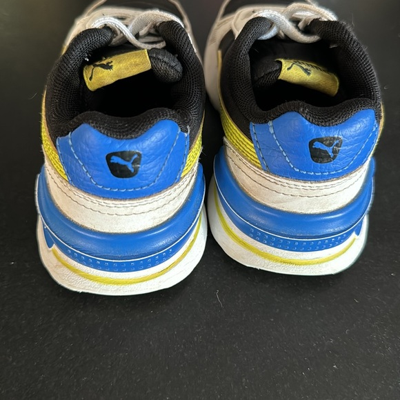 Puma toddler boys sneakers size 9 - Picture 3 of 4